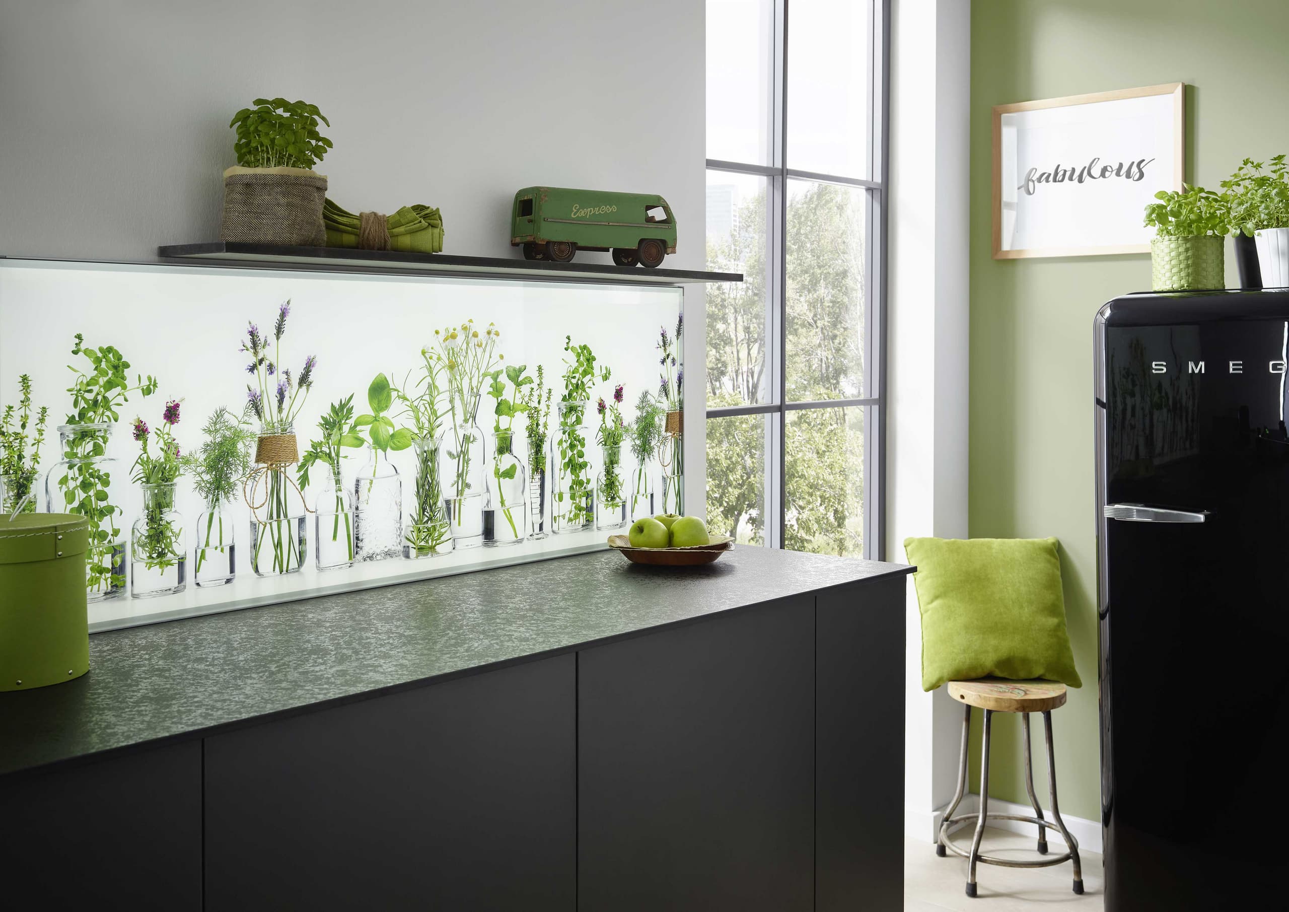 Switchy: LED-Wechselrahmen aus Glas