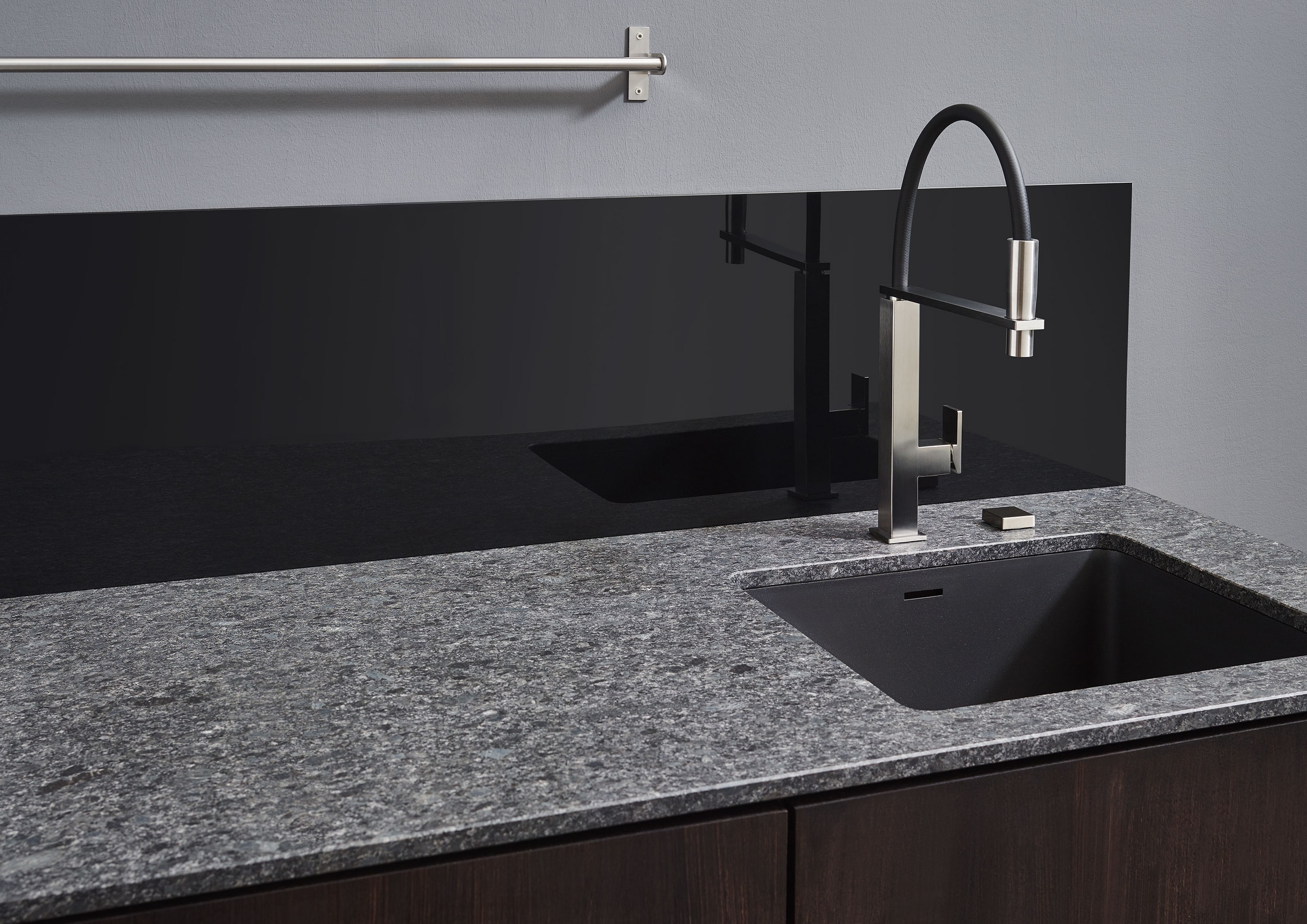 Brilliant line Küchenrückwand aus Acryl